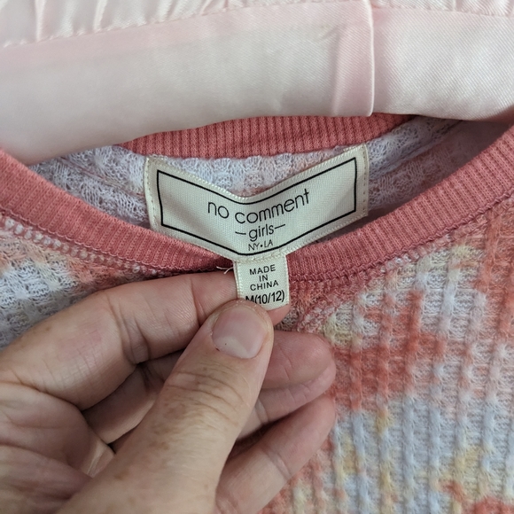 Girl's soft "No Comment" waffle long-sleeved shirt - Picture 2 of 2
